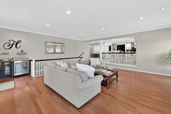 $949,900 | 3909 Forest Avenue, Downers Grove, IL 60515