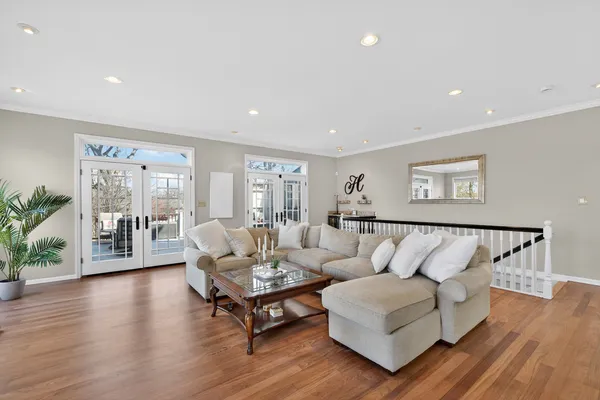 $949,900 | 3909 Forest Avenue, Downers Grove, IL 60515