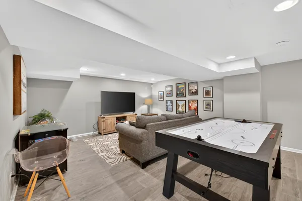 $949,900 | 3909 Forest Avenue, Downers Grove, IL 60515