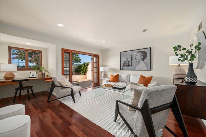 239 Via Socorro San Clemente, CA 92672 - Photo 20 of 49 Office/flex space on main level