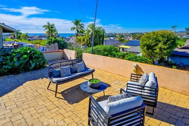 $1,998,000 | 239 Via Socorro, San Clemente, CA 92672