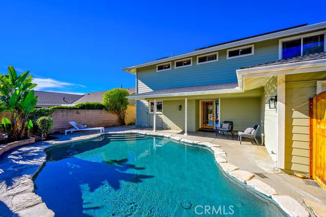 239 Via Socorro San Clemente, CA 92672 - Photo 5 of 49