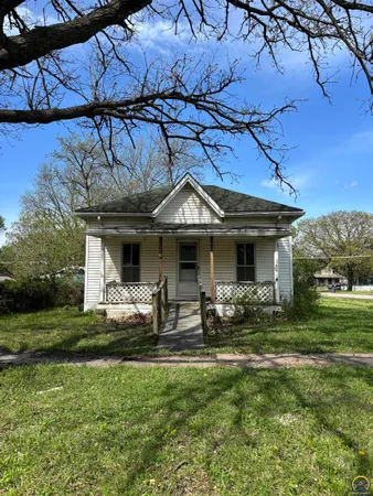 $79,990 | 201 South Merchant Street, Emporia, KS 66801