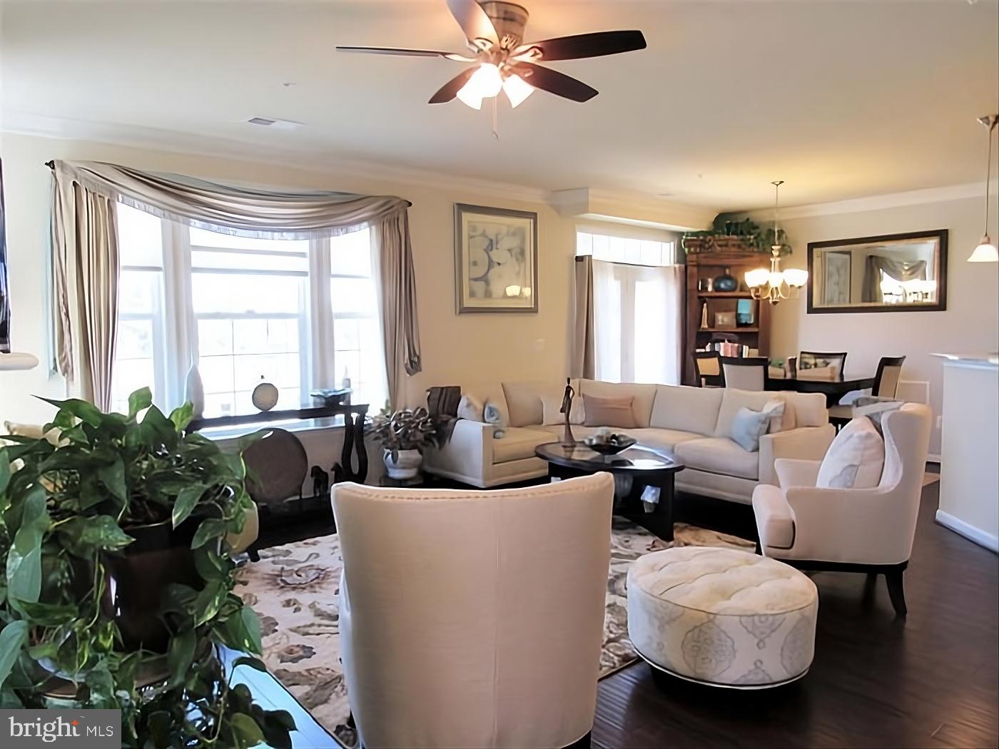 42581 Sunset Ridge Square Ashburn, VA 20148 - Photo 5 of 24 Inviting living space with natural light.