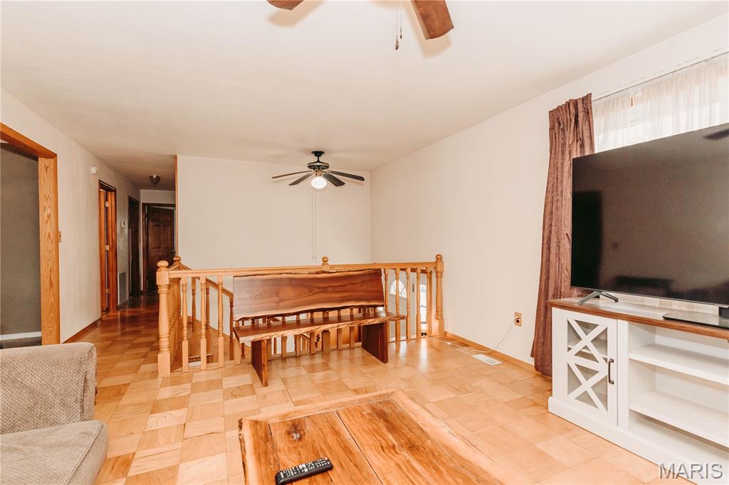 10375 Cedar Lane Dixon, MO 65459 - Photo 16 of 88