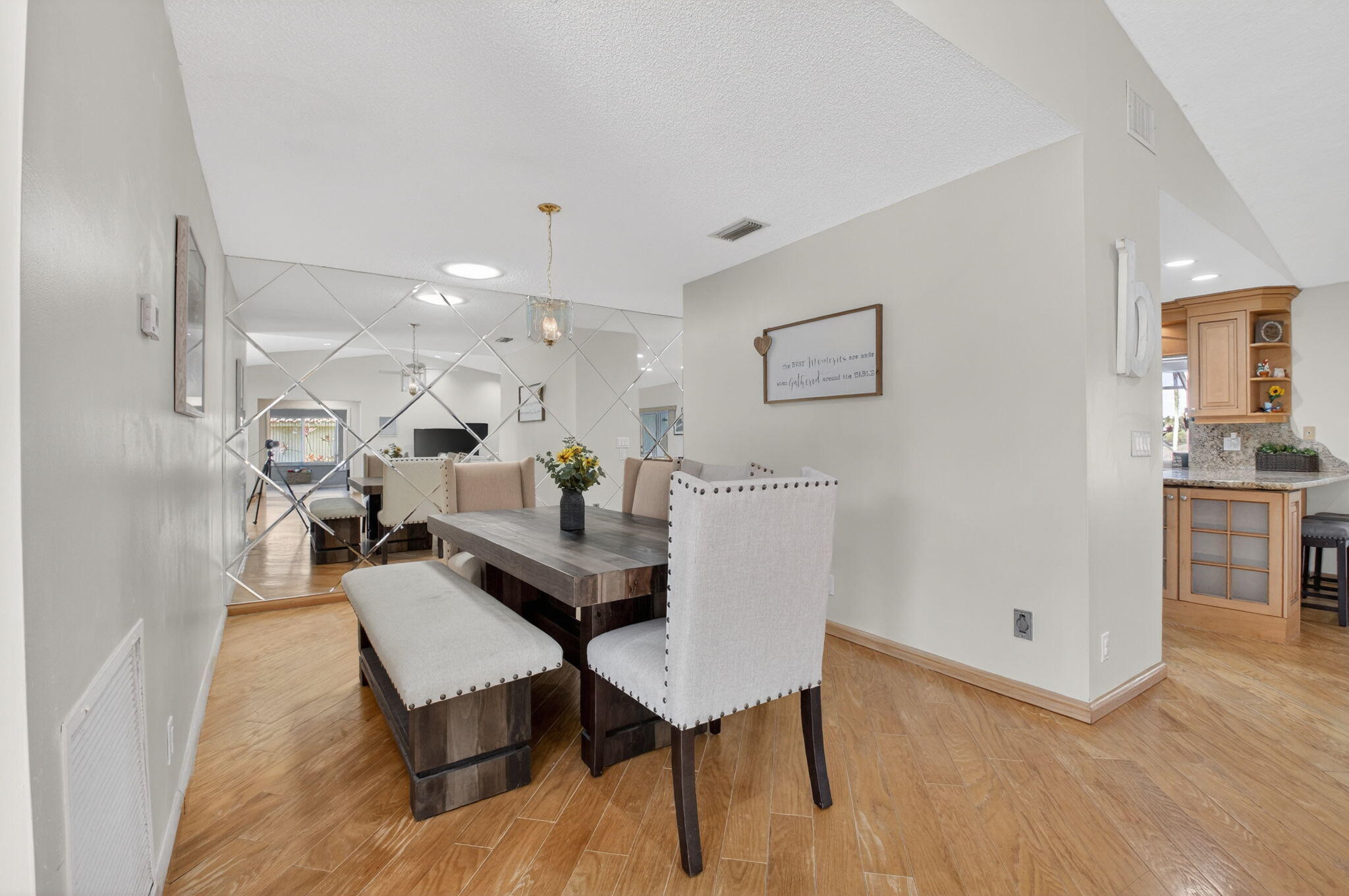 10185 Harbourtown Court Boca Raton, FL 33498 - Photo 12 of 54 12-web-or-mls-DSC_8873