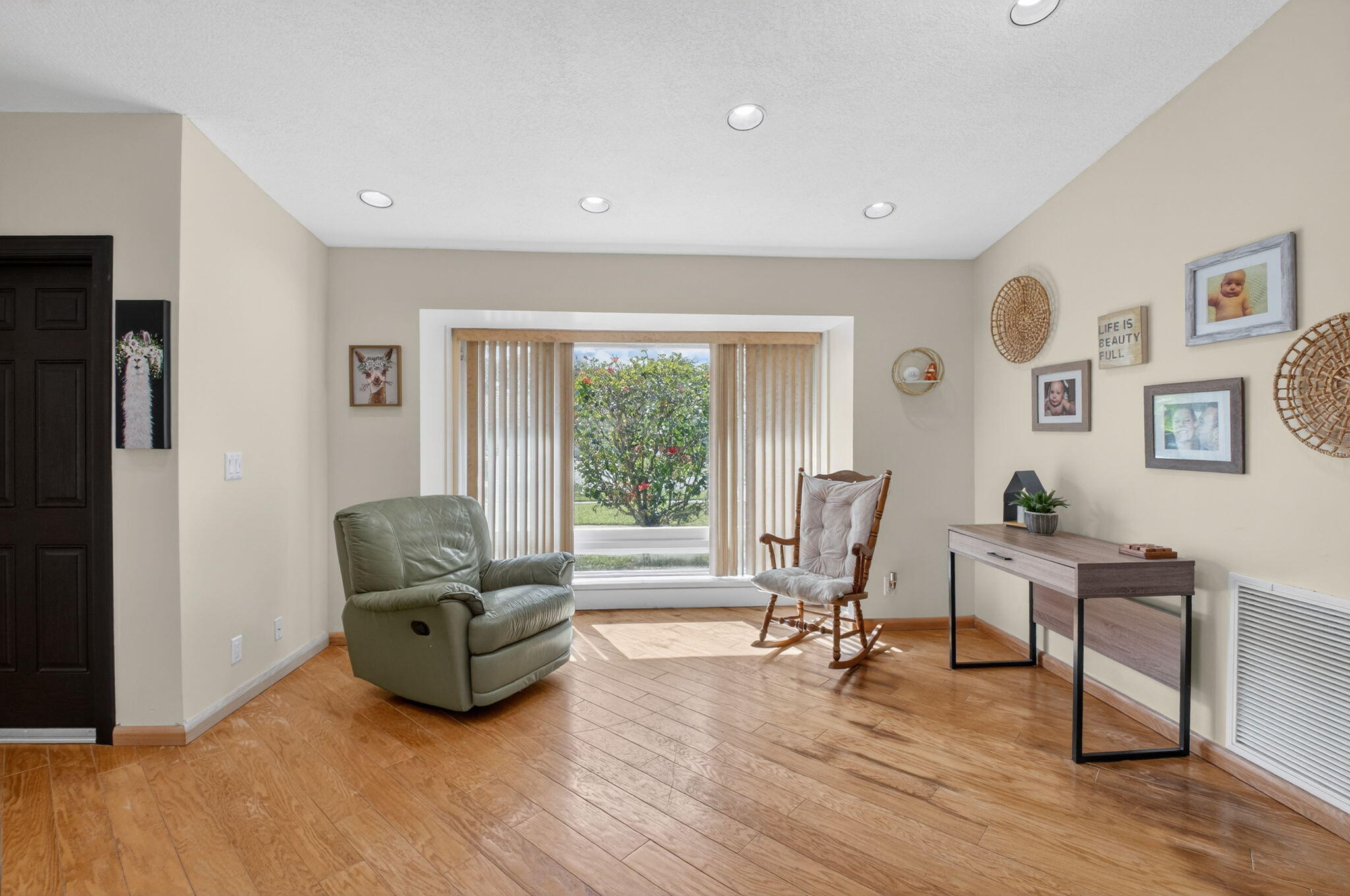 10185 Harbourtown Court Boca Raton, FL 33498 - Photo 10 of 54 10-web-or-mls-DSC_8863