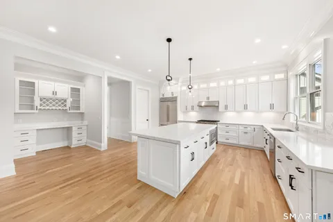 $3,995,000 | 119 Harrison Avenue, New Canaan, CT 06840