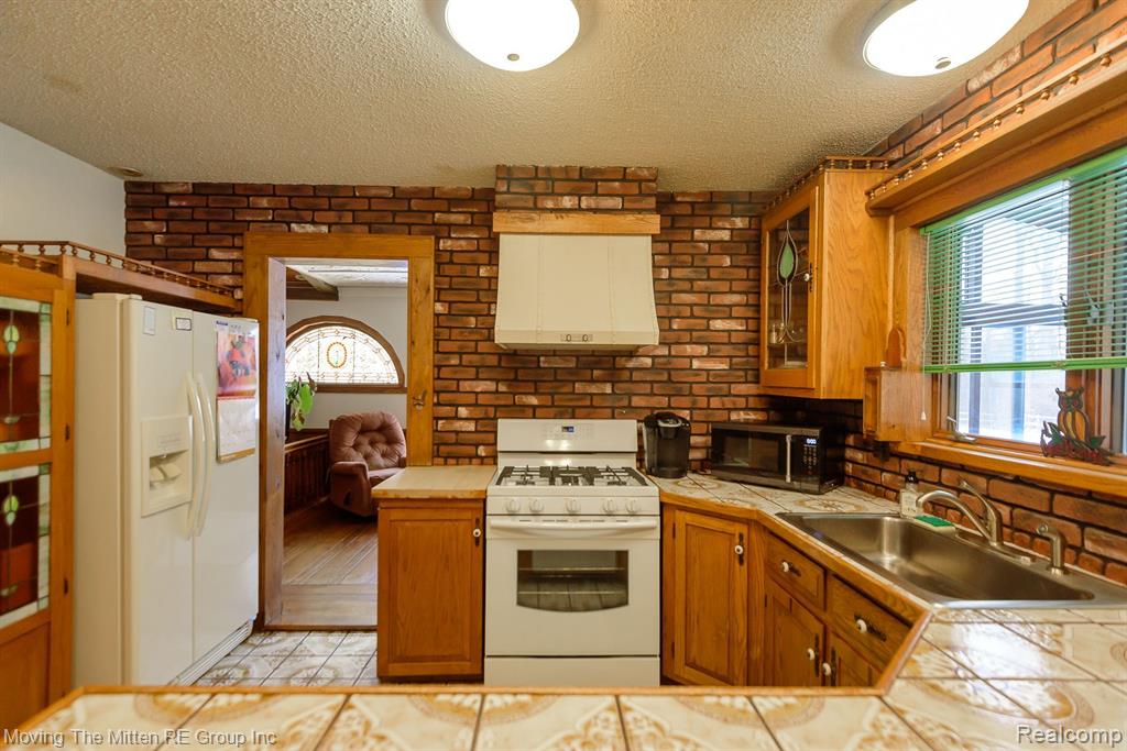 8432 Hannan Road Wayne, MI 48184 - Photo 17 of 82