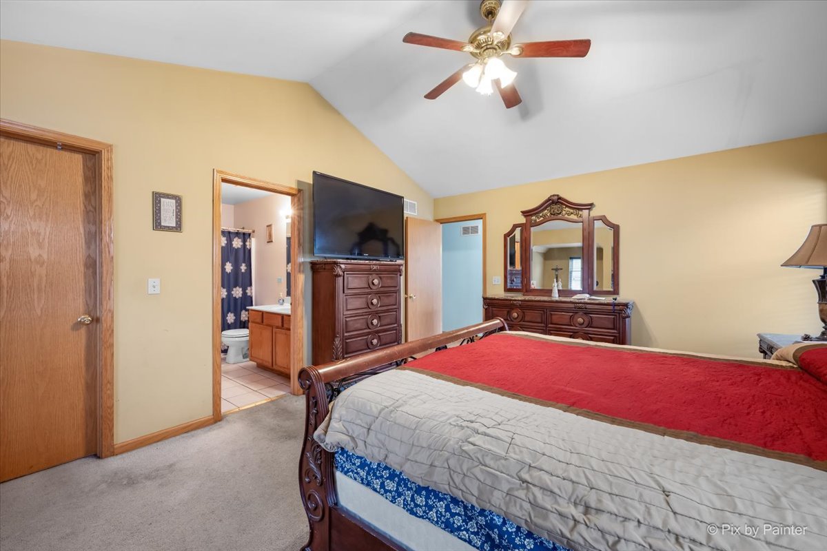 1900 Mayfield Court Romeoville, IL 60446 - Photo 18 of 58