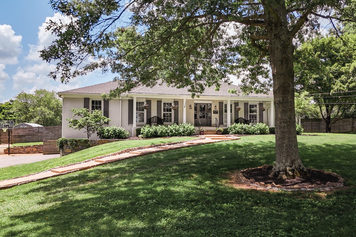 109 Poplar Street Franklin, TN 37064 - Photo 2 of 72