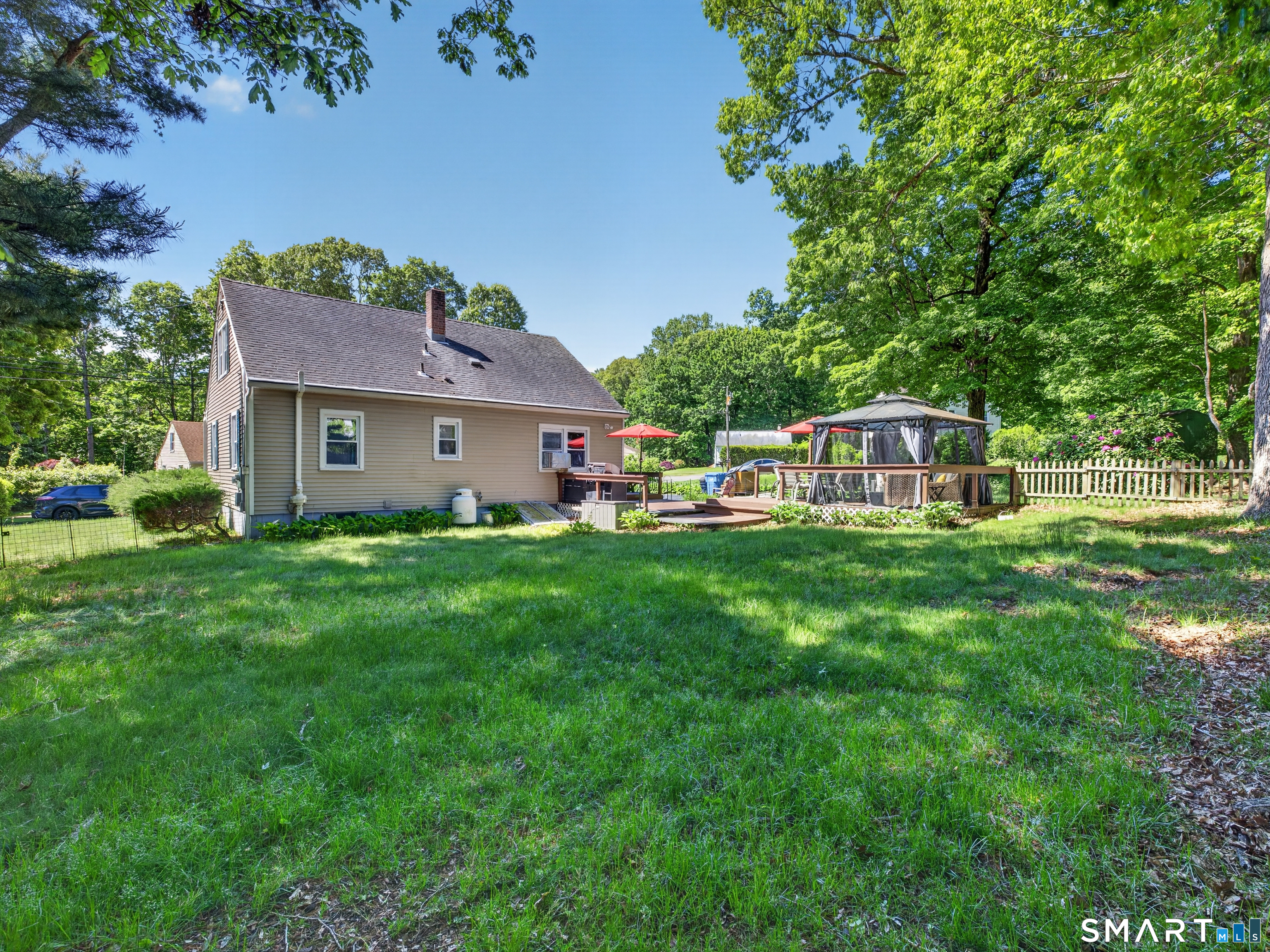14 Oakwood Lane Clinton, CT 06413 - Photo 33 of 40