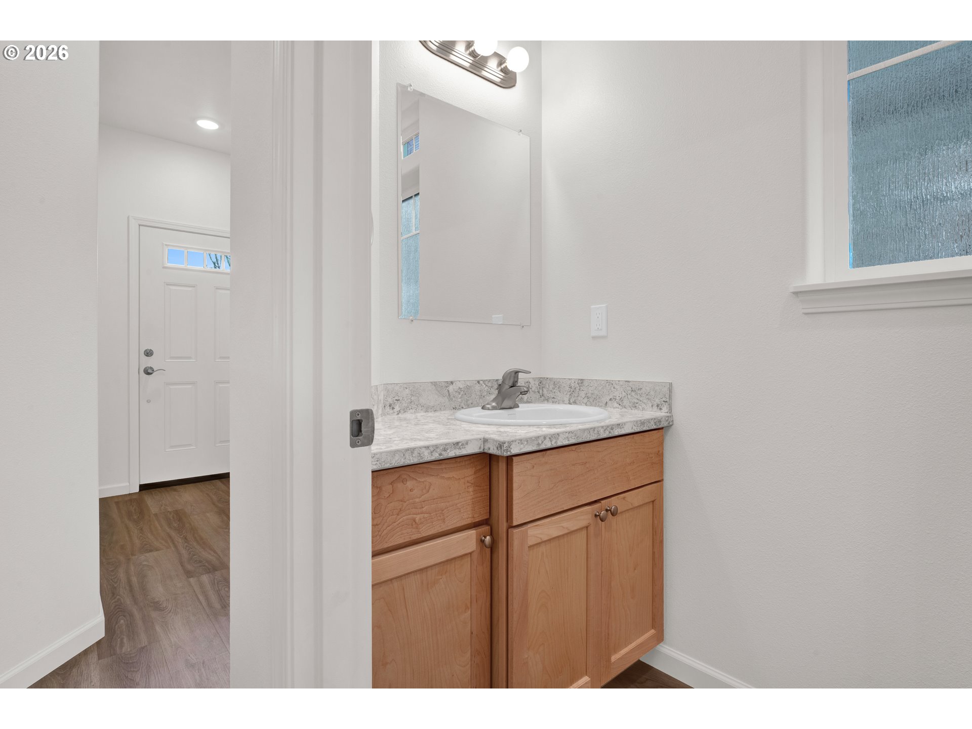 1690 32nd Street Florence, OR 97439 - Photo 17 of 36 Bathroom