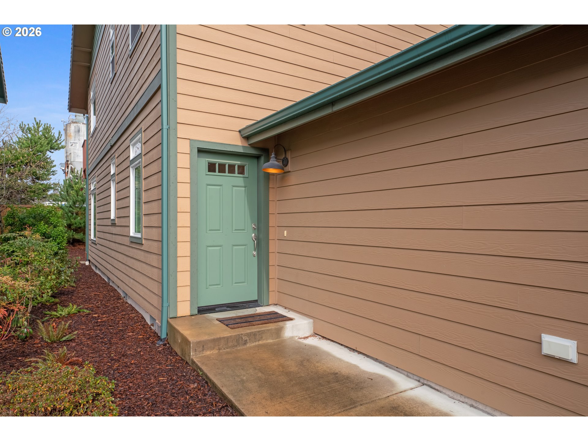 1690 32nd Street Florence, OR 97439 - Photo 3 of 36