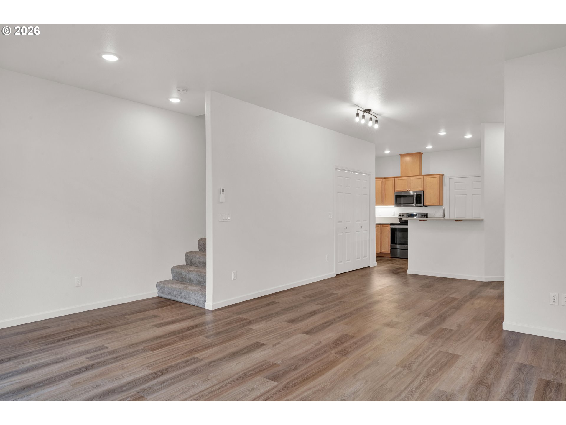 1690 32nd Street Florence, OR 97439 - Photo 9 of 36