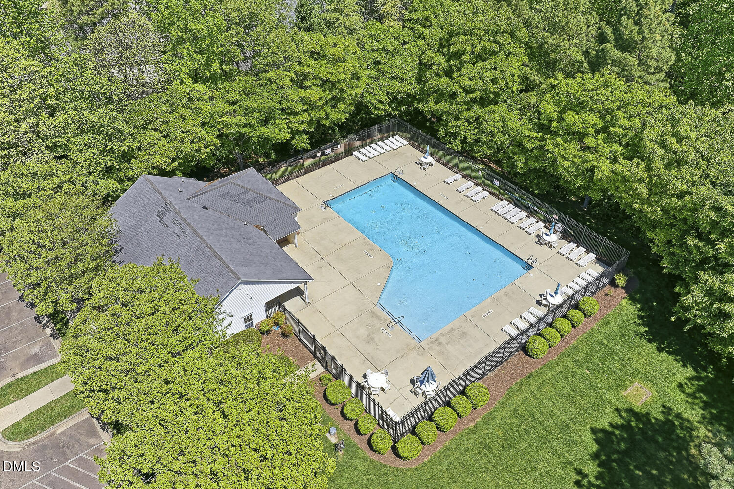 2831 Barrymore Street, Unit 105 Raleigh, NC 27603 - Photo 4 of 10 044