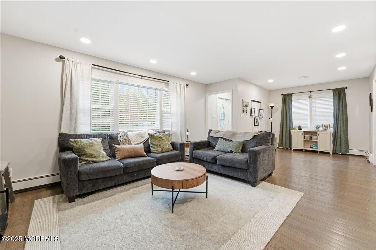 284 Broad Street Matawan, NJ 07747 - Photo 2 of 30 03-DSC06882