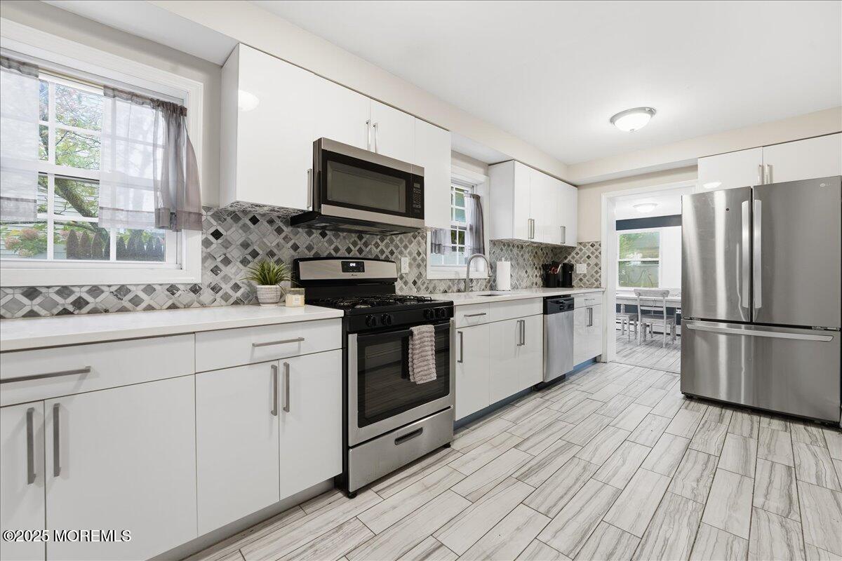 284 Broad Street Matawan, NJ 07747 - Photo 6 of 30 05-DSC06888