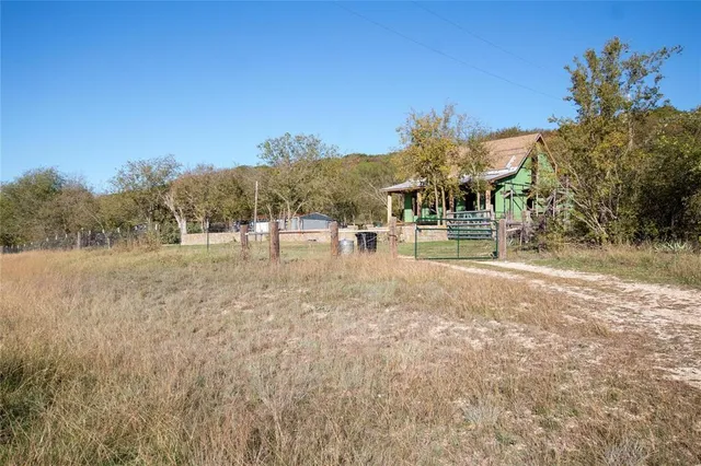 $200,000 | 6645 East Farm To Market 219, Hico, TX 76457