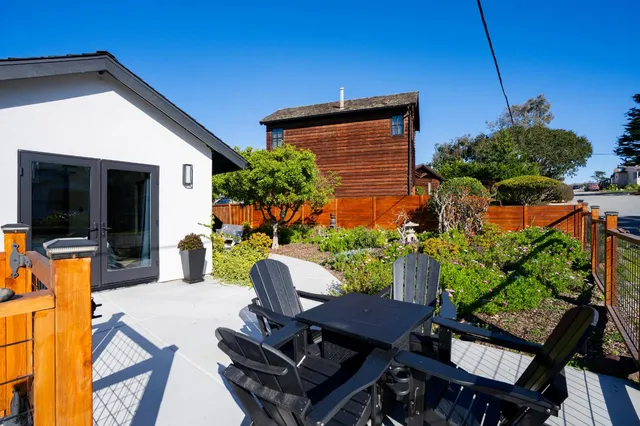 $1,350,000 | 475 Dorset Street, Cambria, CA 93428