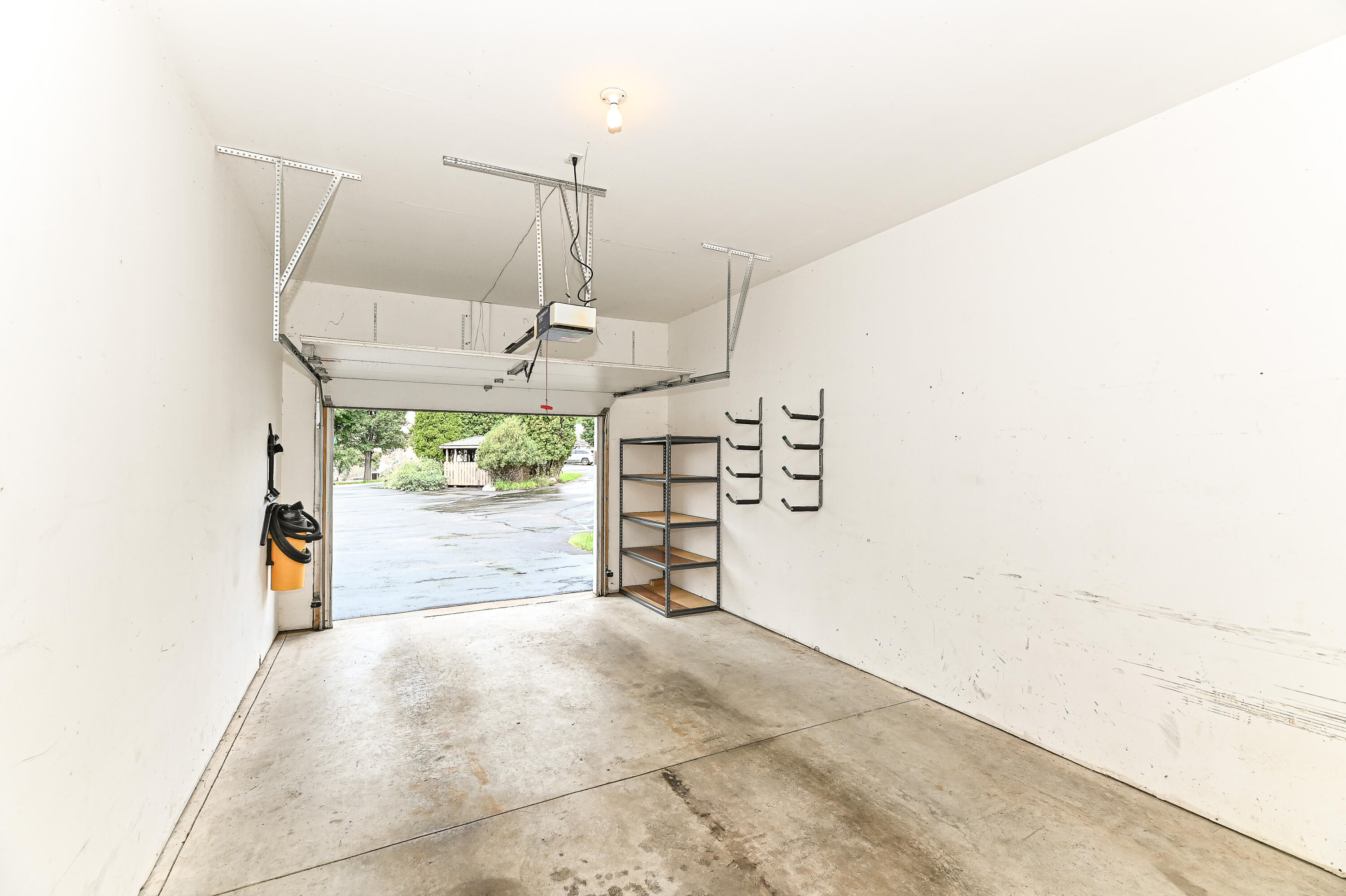 91 Potawatomi Road, Unit G1 Williams Bay, WI 53191 - Photo 36 of 49 Garage