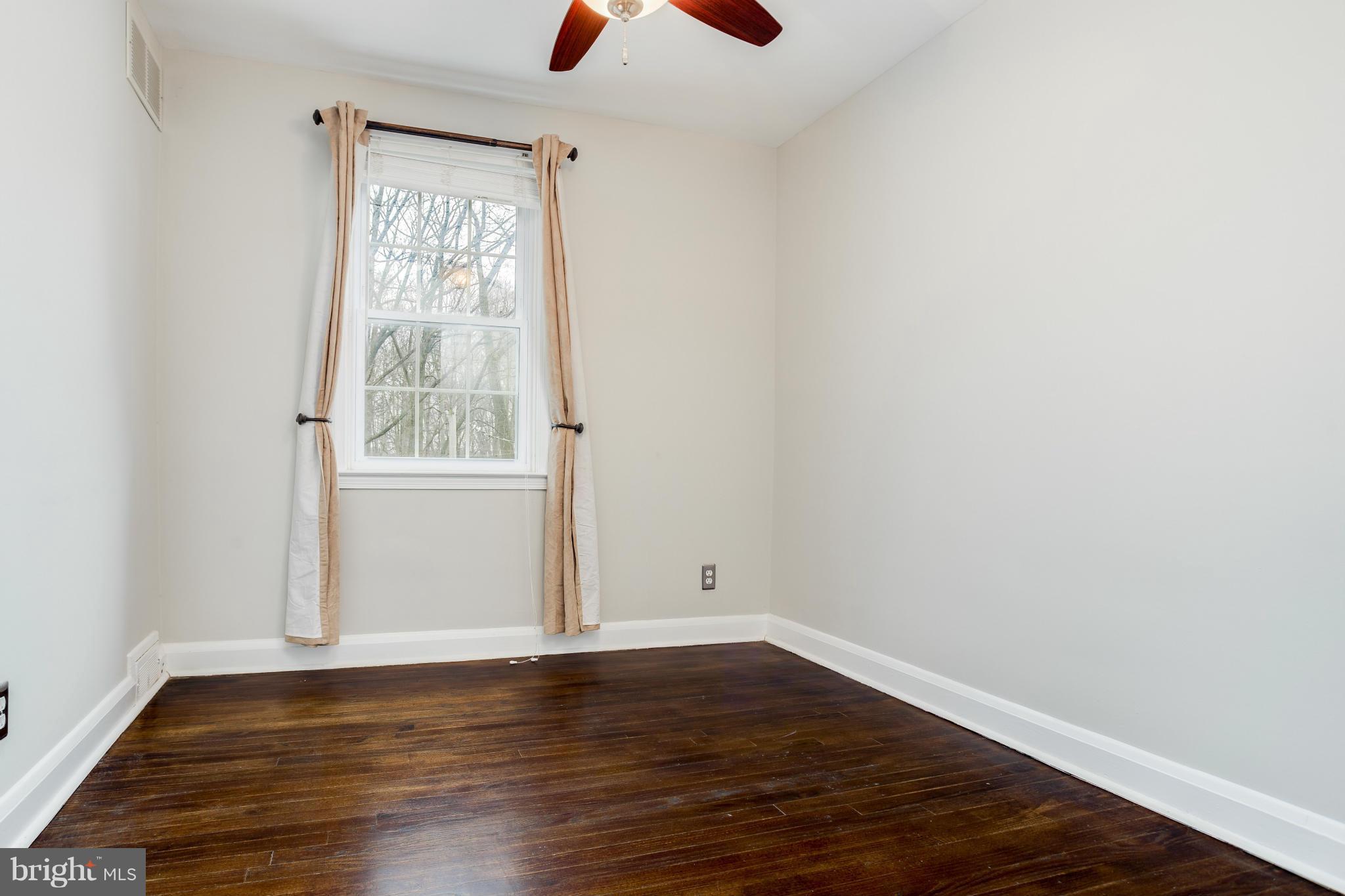 8123 Clyde Bank Road Baltimore, MD 21286 - Photo 24 of 30 Bedroom