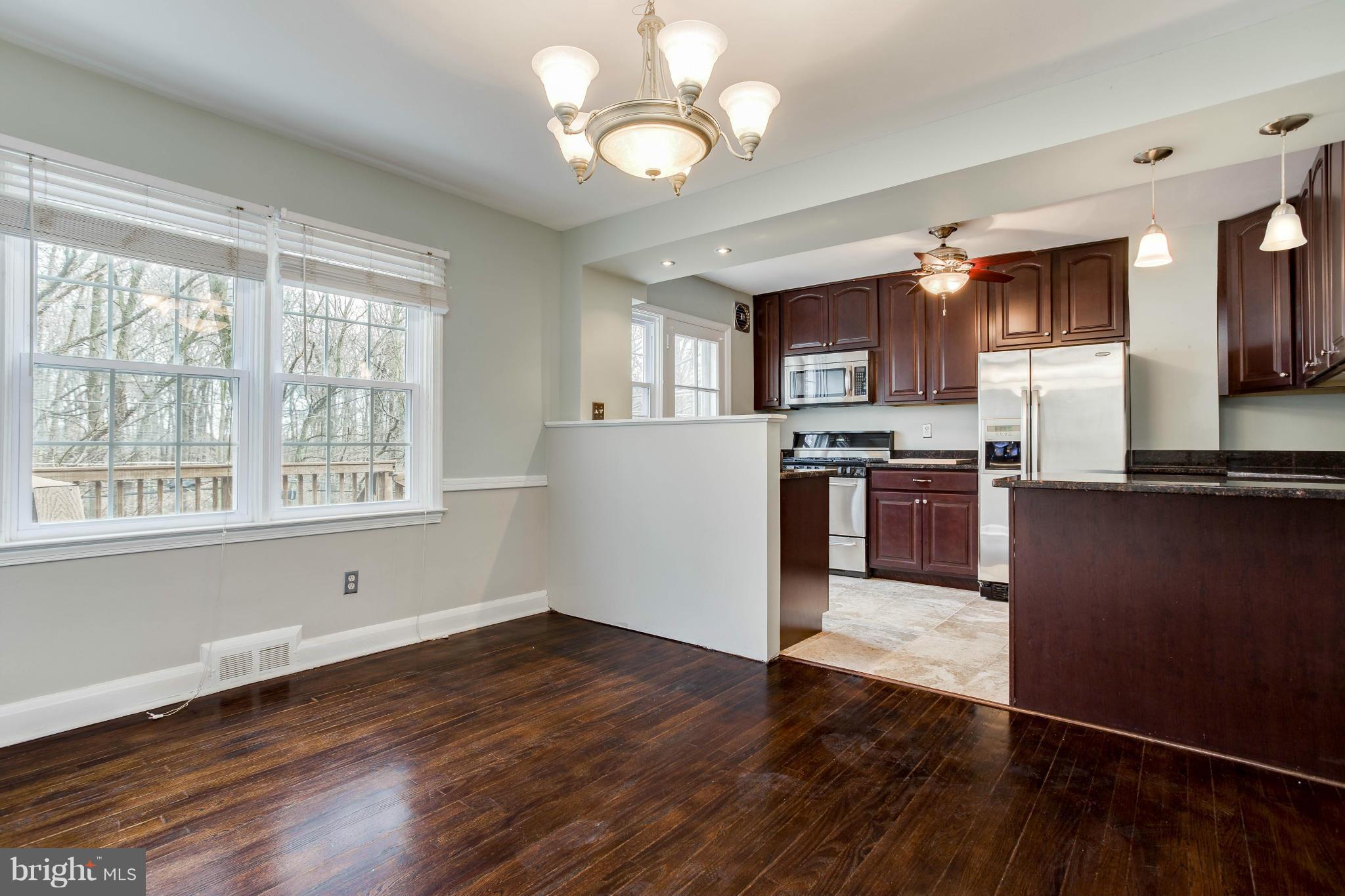8123 Clyde Bank Road Baltimore, MD 21286 - Photo 8 of 30 Dining Room