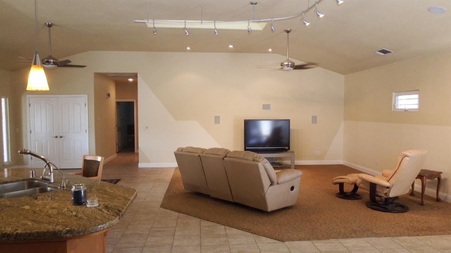 1377 1st Street Clovis, CA 93612 - Photo 6 of 14