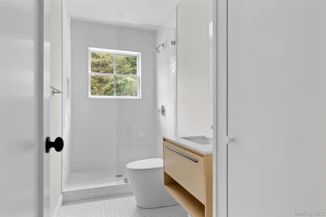 a bathroom with a toilet