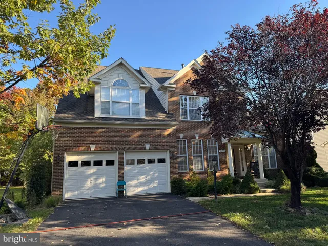 front view of house with a yard