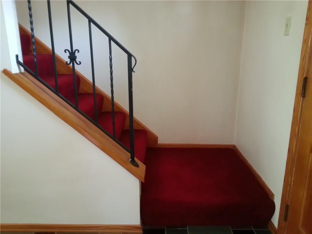 330 Middletown Road New Stanton, PA 15672 - Photo 14 of 23 Stairway
