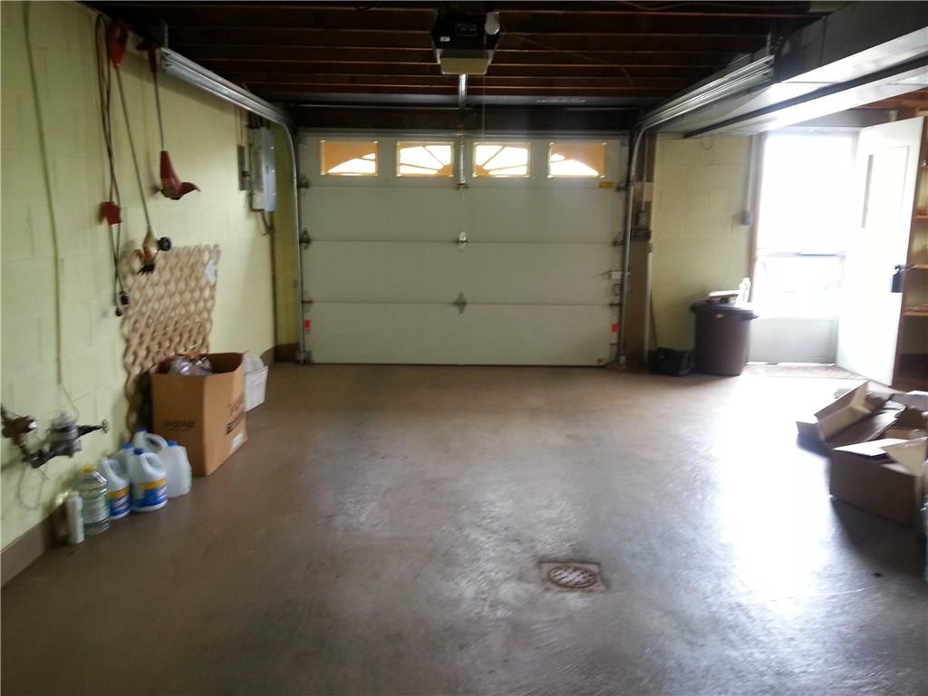 330 Middletown Road New Stanton, PA 15672 - Photo 21 of 23 Garage