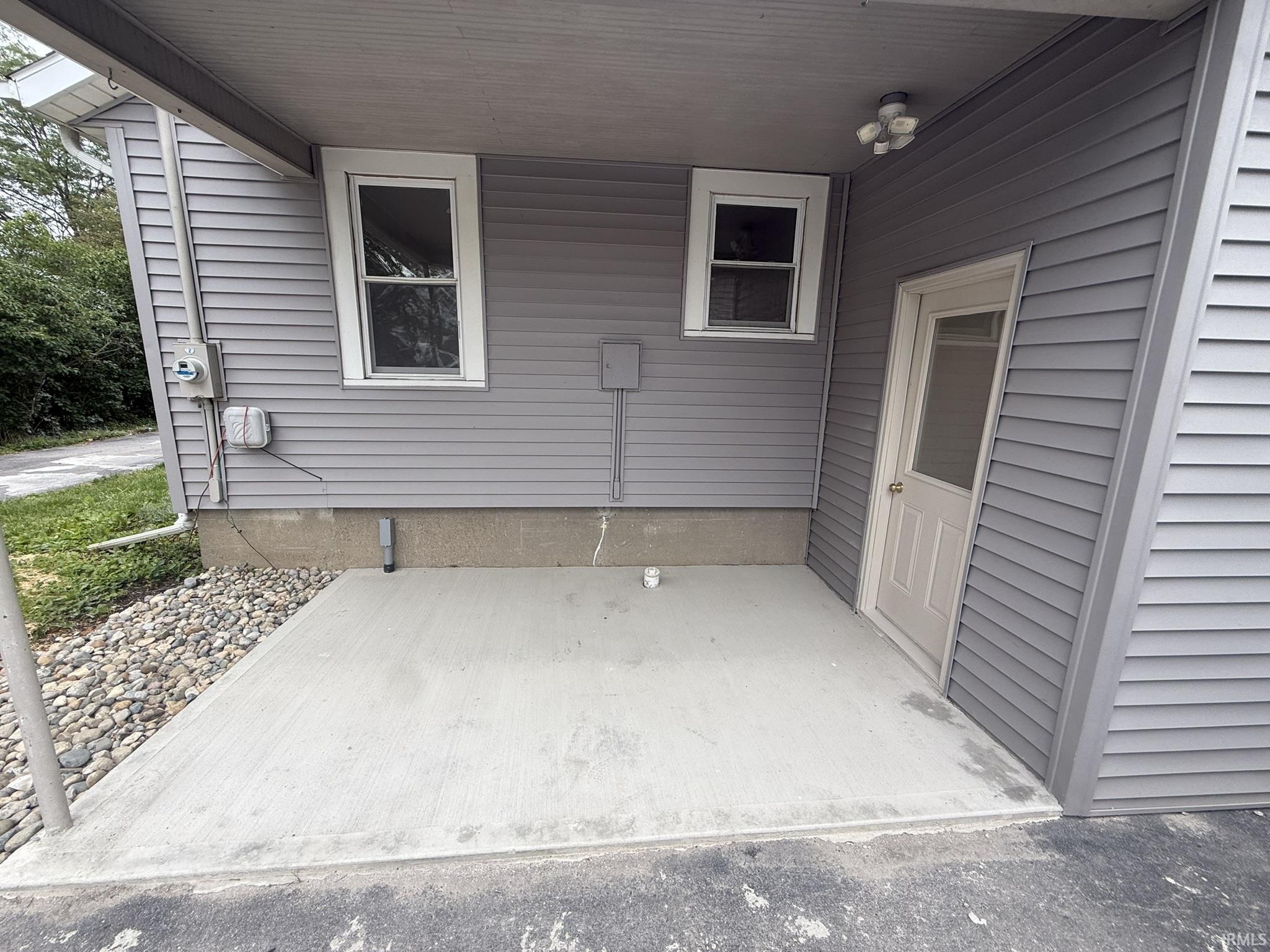 4107 North Fahlsing Road Woodburn, IN 46797 - Photo 14 of 24