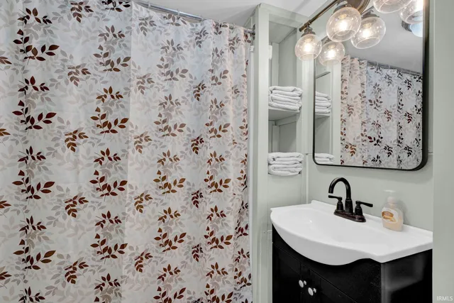 $178,000 | 416 Barnett Street, Vincennes, IN 47591