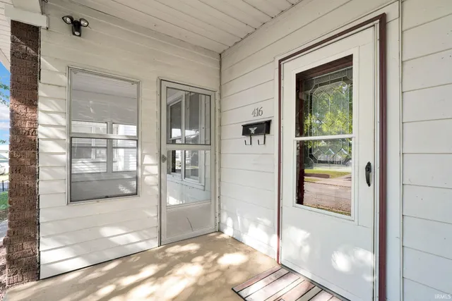 $178,000 | 416 Barnett Street, Vincennes, IN 47591