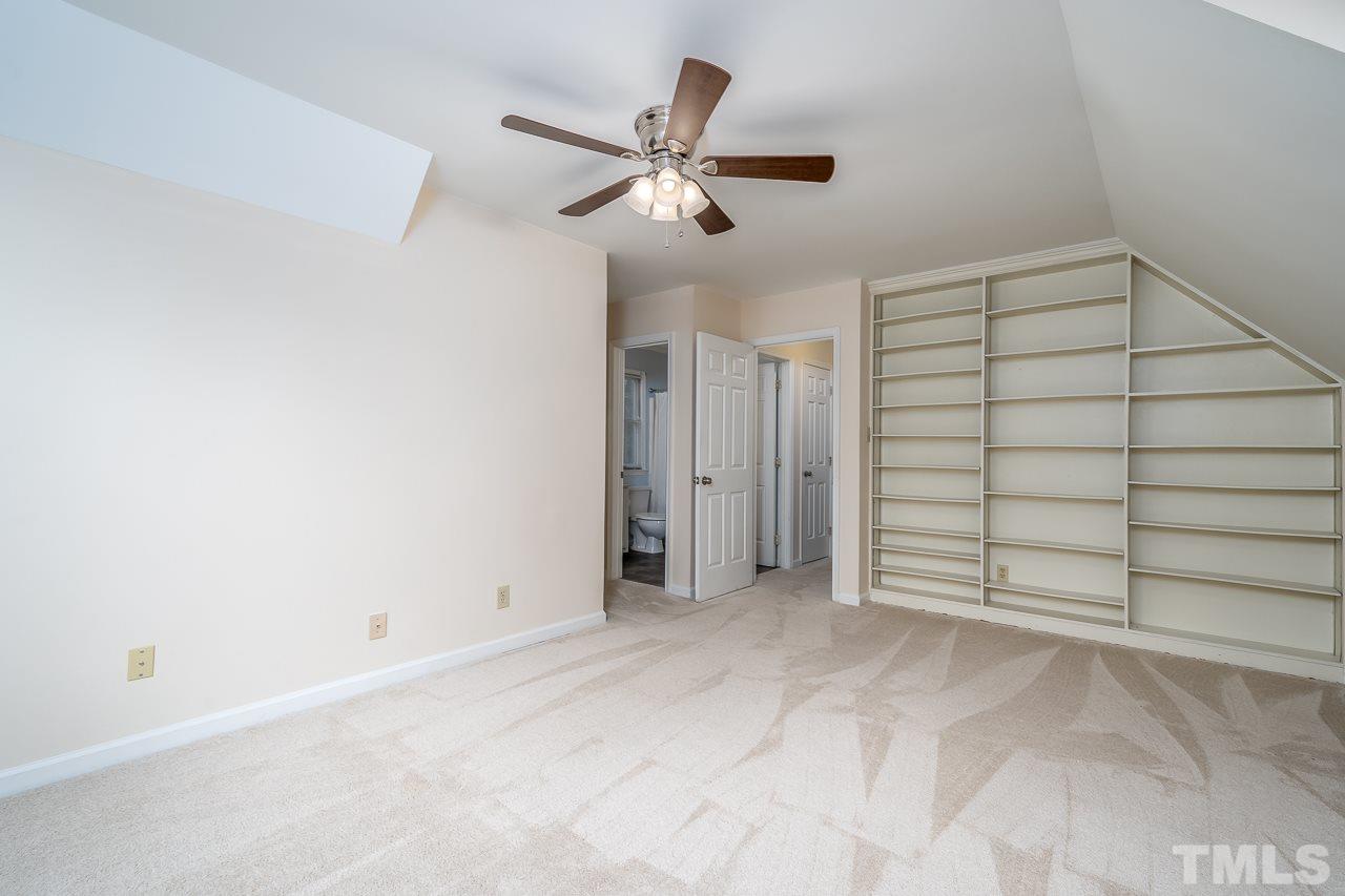 5305 Fortunes Ridge Drive Durham, NC 27713 - Photo 14 of 25 Gallery Image 14
