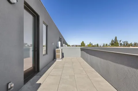 $1,375,000 | 1433 Floribunda Avenue, Unit 7, Burlingame, CA 94010