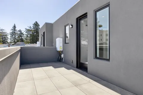 $1,375,000 | 1433 Floribunda Avenue, Unit 7, Burlingame, CA 94010