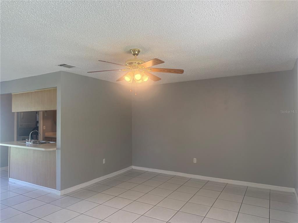 627 Bittern Court, Unit B Kissimmee, FL 34759 - Photo 5 of 23