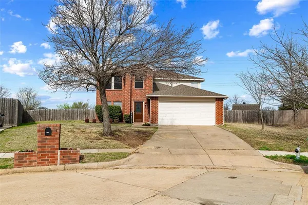 $399,900 | 8900 Harvest Moon Trail, Denton, TX 76210