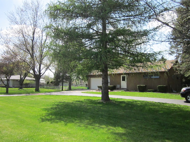 2451 Little Rock Road Plano, IL 60545 - Photo 14 of 16