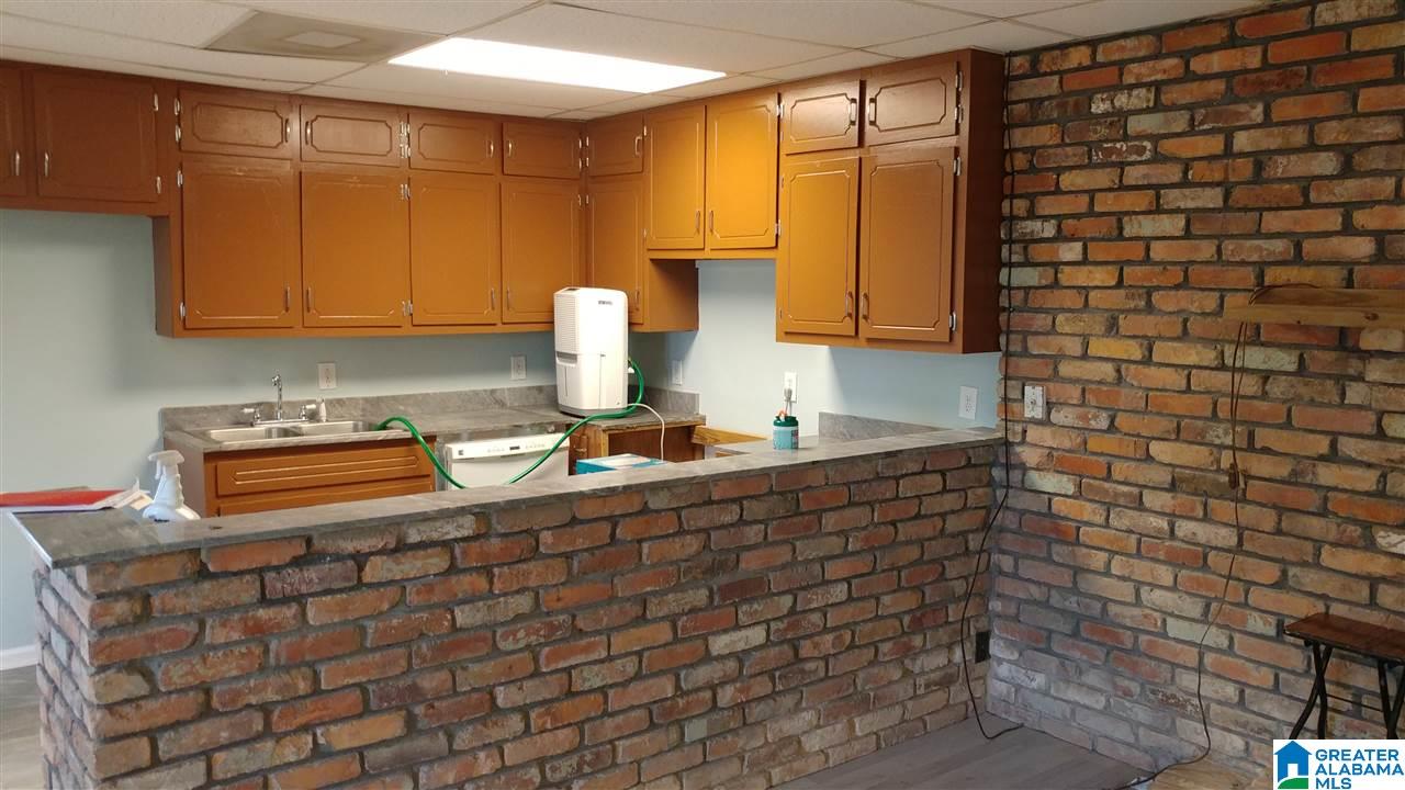 409 Gravity Hill Road Sylacauga, AL 35151 - Photo 12 of 17