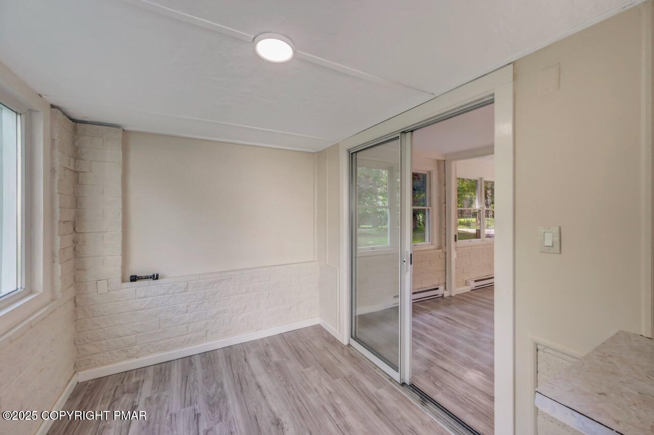 2128 Faratol Road East Stroudsburg, PA 18302 - Photo 25 of 85 Sun room/family room