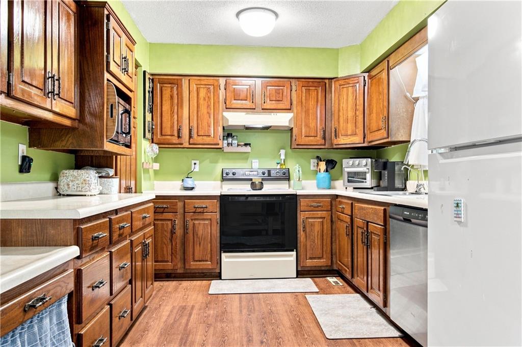 143 Southeast 125 Road Warrensburg, MO 64093 - Photo 14 of 54 Gallery Image 14