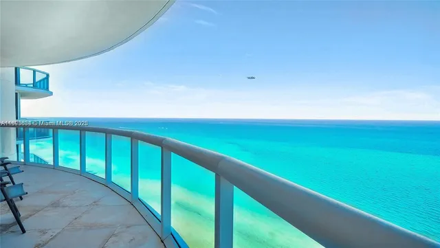 $8,250 | 6365 Collins Avenue, Unit 3802, Miami Beach, FL 33141