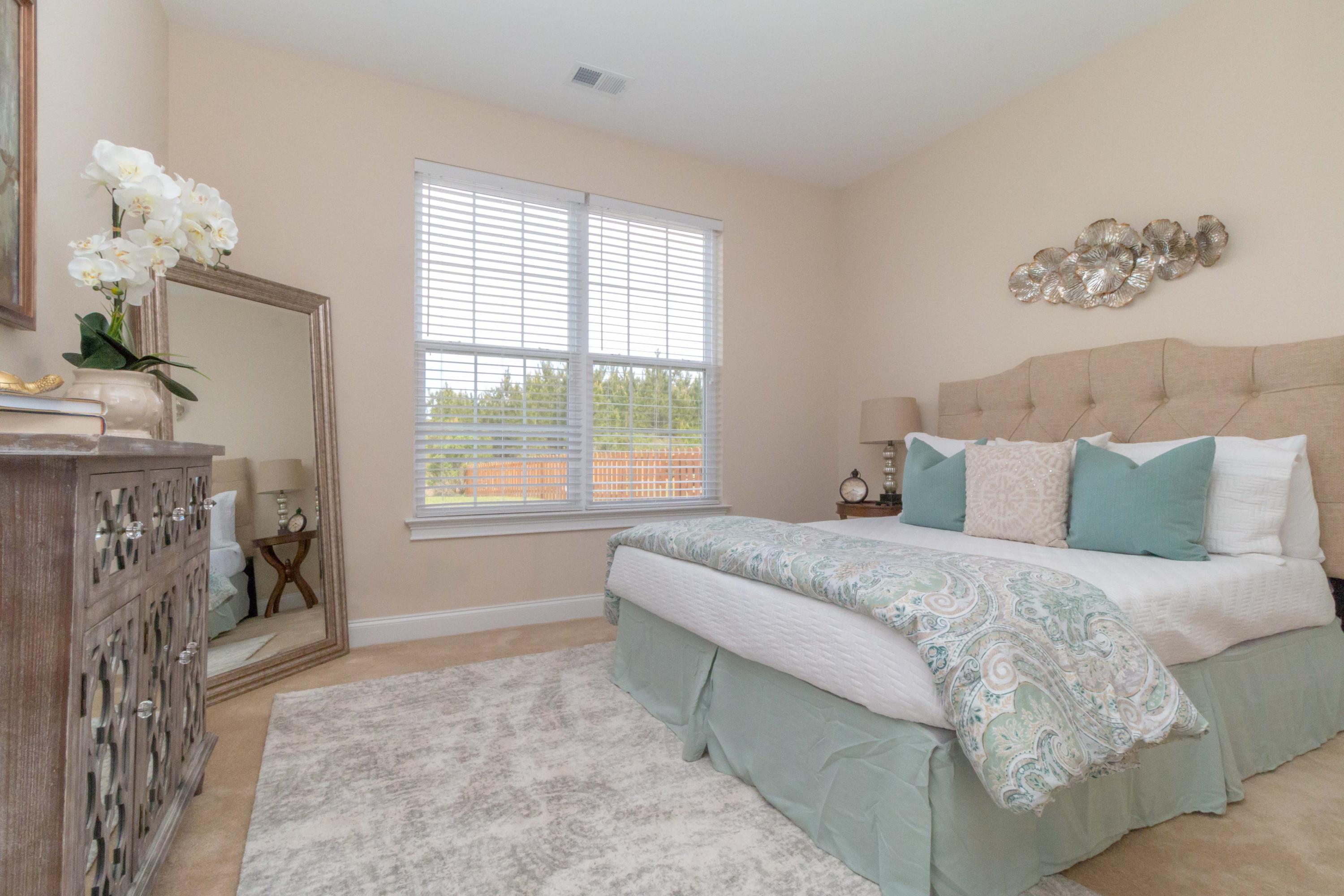 152 Royal Star Road Summerville, SC 29486 - Photo 13 of 34 DOWNSTAIRS BEDROOM/OFFICE
