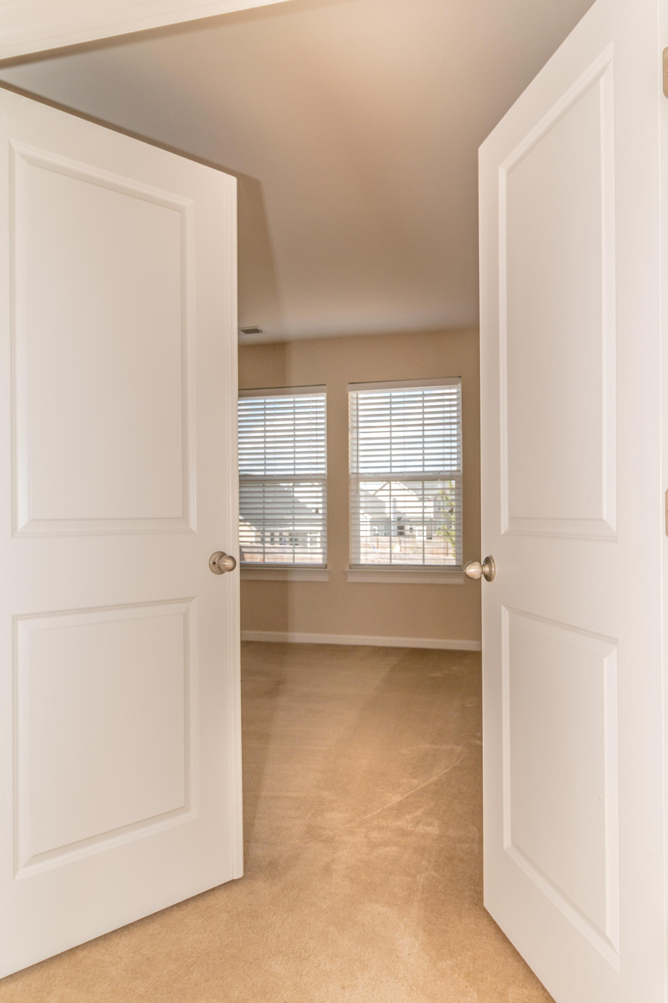 152 Royal Star Road Summerville, SC 29486 - Photo 19 of 34 MASTER BEDROOM