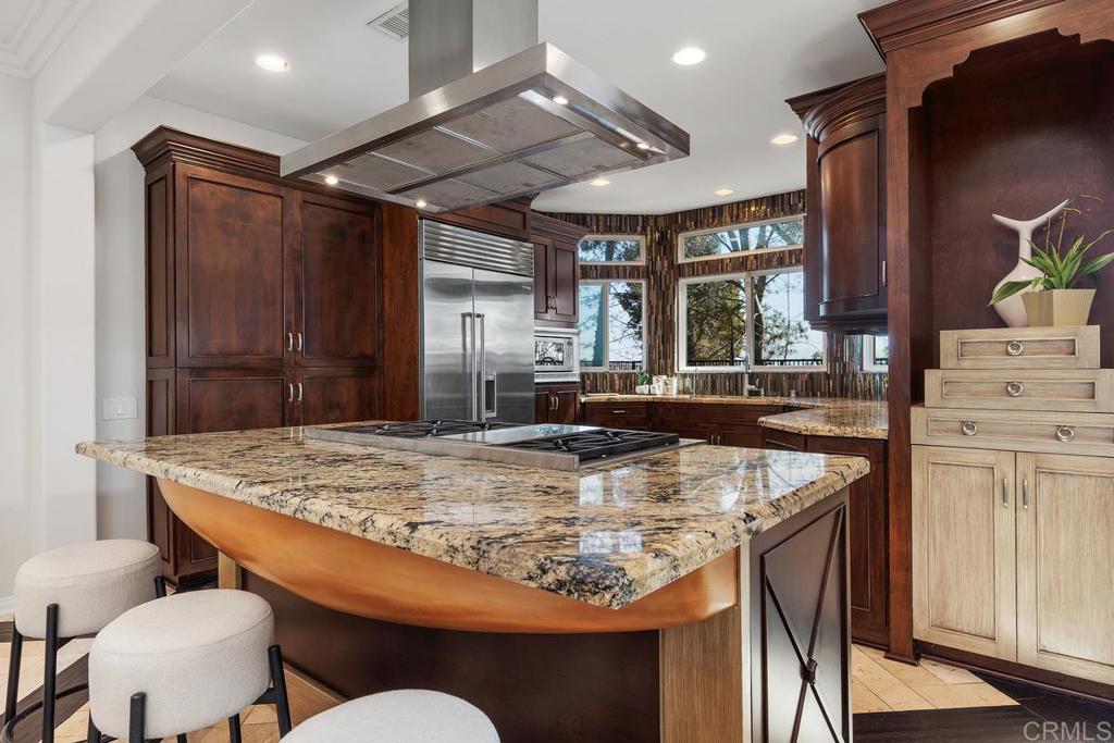 12919 Chaparral Ridge Road San Diego, CA 92130 - Photo 8 of 40 Gallery Image 8