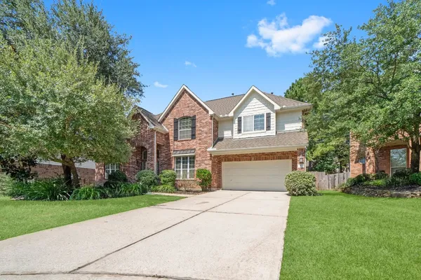 $3,800 | 10 Majolica Place, The Woodlands, TX 77382
