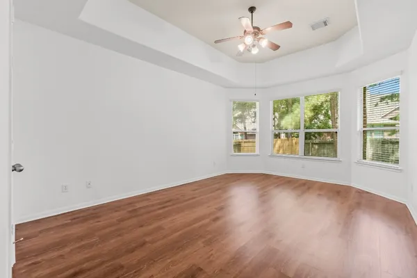 $3,800 | 10 Majolica Place, The Woodlands, TX 77382